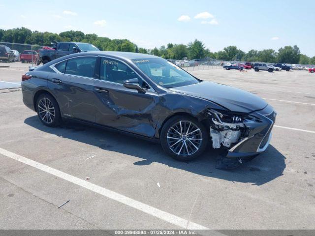  Salvage Lexus Es