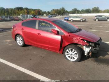  Salvage Kia Forte