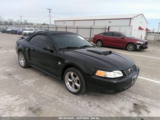  Salvage Ford Mustang