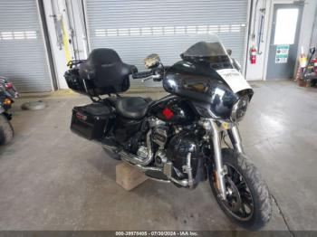  Salvage Harley-Davidson Flht