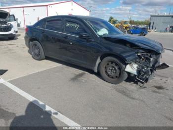  Salvage Chrysler 200