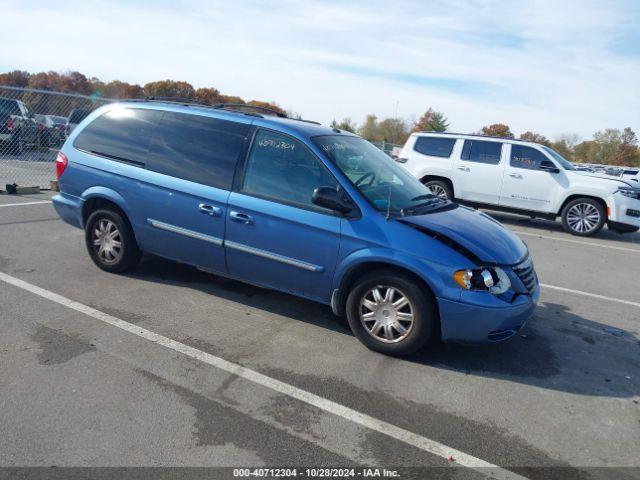  Salvage Chrysler Town & Country