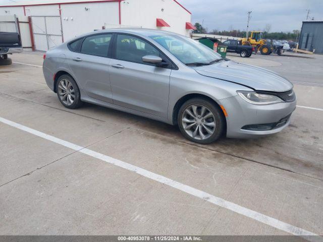  Salvage Chrysler 200