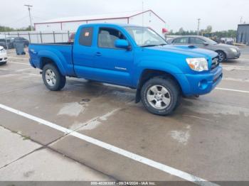  Salvage Toyota Tacoma