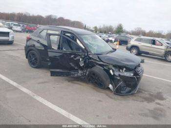  Salvage Nissan Kicks