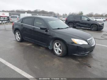  Salvage Chrysler 200