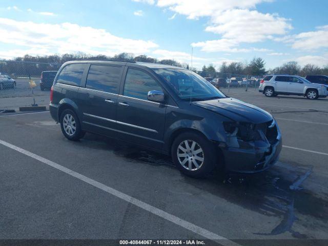  Salvage Chrysler Town & Country