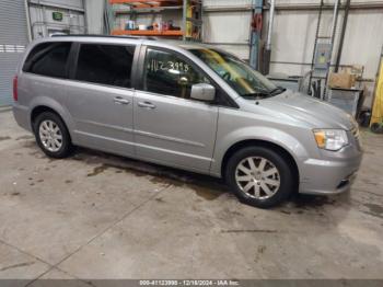  Salvage Chrysler Town & Country