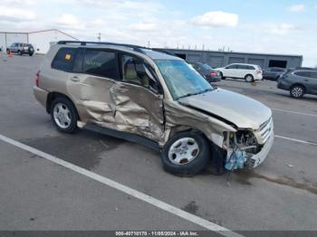  Salvage Toyota Highlander