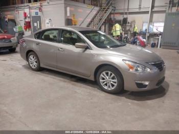  Salvage Nissan Altima