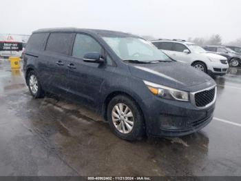  Salvage Kia Sedona