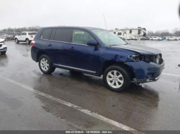  Salvage Toyota Highlander