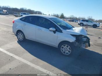  Salvage Ford Fiesta