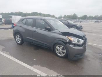  Salvage Nissan Kicks