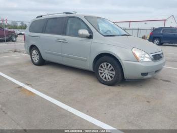  Salvage Kia Sedona