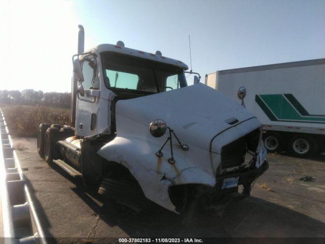  Salvage Freightliner Columbia