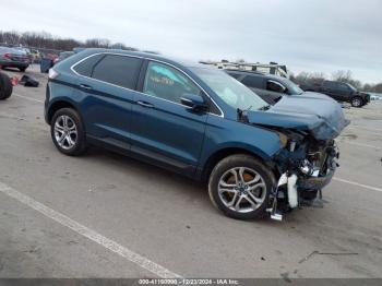  Salvage Ford Edge