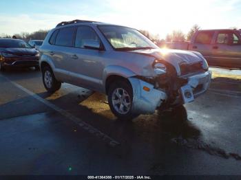  Salvage Hyundai TUCSON