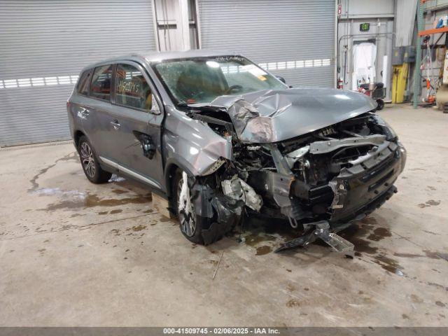  Salvage Mitsubishi Outlander