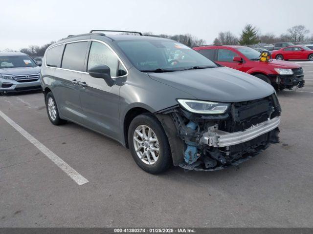  Salvage Chrysler Pacifica