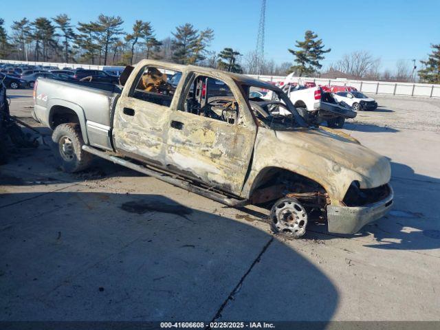  Salvage Chevrolet Silverado 2500