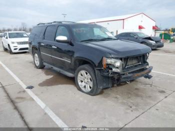  Salvage Chevrolet Suburban 1500