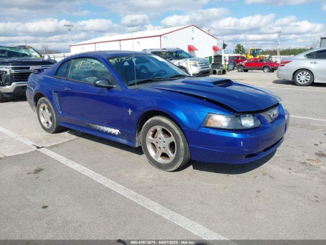  Salvage Ford Mustang