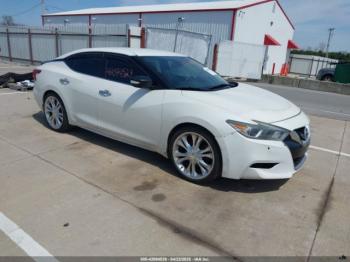  Salvage Nissan Maxima