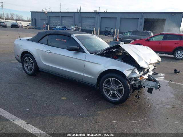  Salvage Ford Mustang