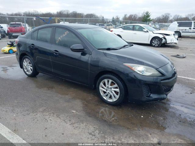  Salvage Mazda Mazda3