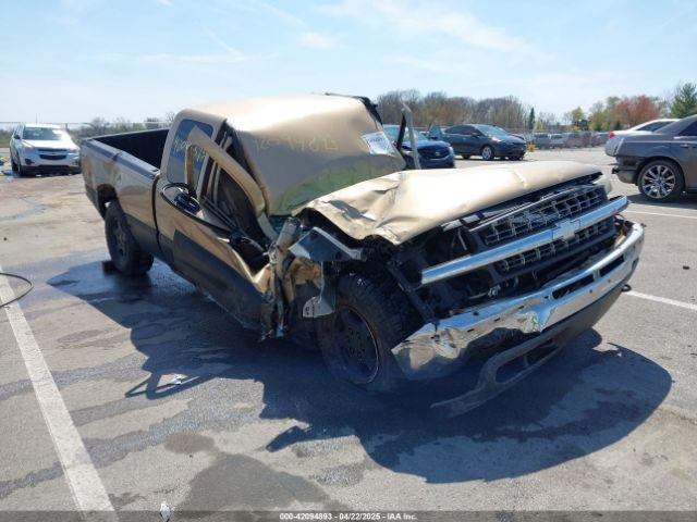  Salvage Chevrolet Silverado 1500