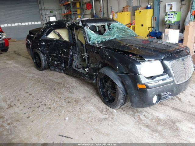  Salvage Chrysler 300c