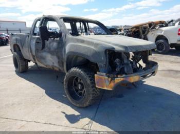  Salvage GMC Sierra 2500