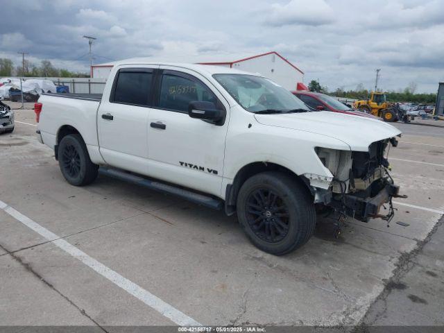  Salvage Nissan Titan