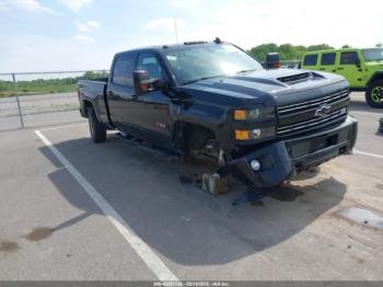  Salvage Chevrolet Silverado 2500