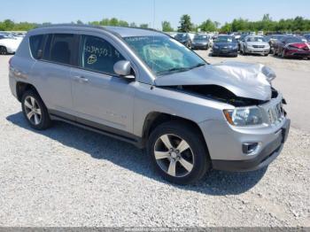  Salvage Jeep Compass
