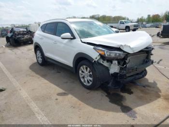  Salvage Hyundai TUCSON