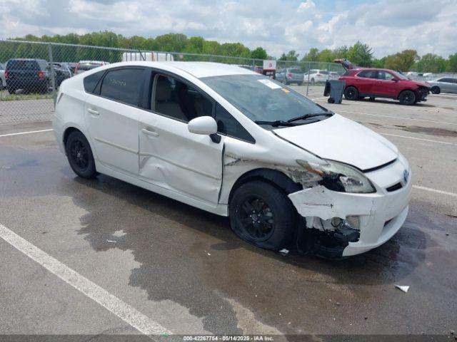  Salvage Toyota Prius