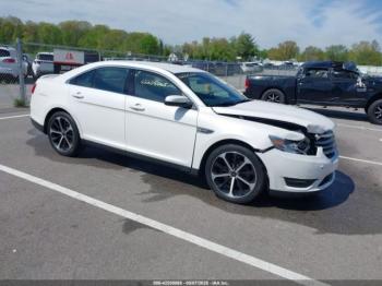  Salvage Ford Taurus