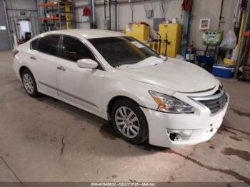  Salvage Nissan Altima