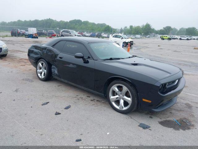  Salvage Dodge Challenger