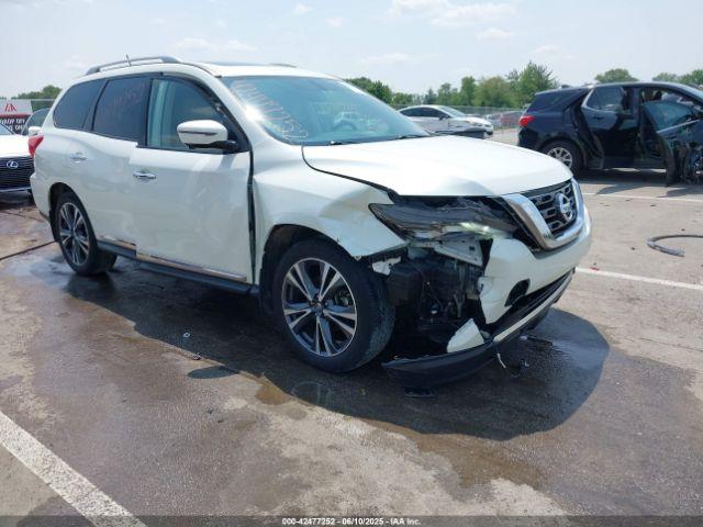  Salvage Nissan Pathfinder
