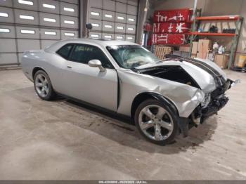  Salvage Dodge Challenger