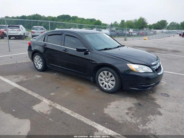  Salvage Chrysler 200