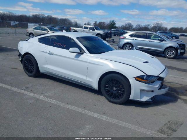  Salvage Ford Mustang