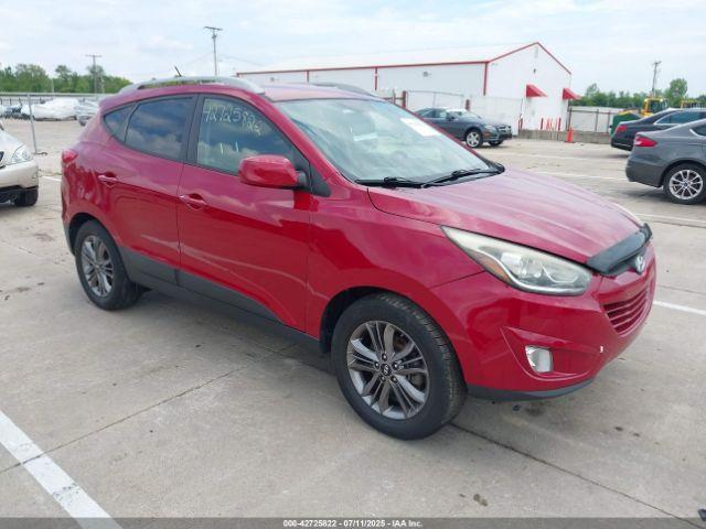  Salvage Hyundai TUCSON
