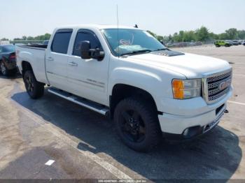  Salvage GMC Sierra 2500