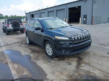 Salvage Jeep Cherokee