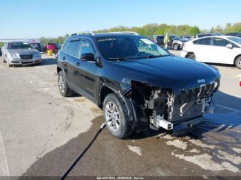  Salvage Jeep Cherokee
