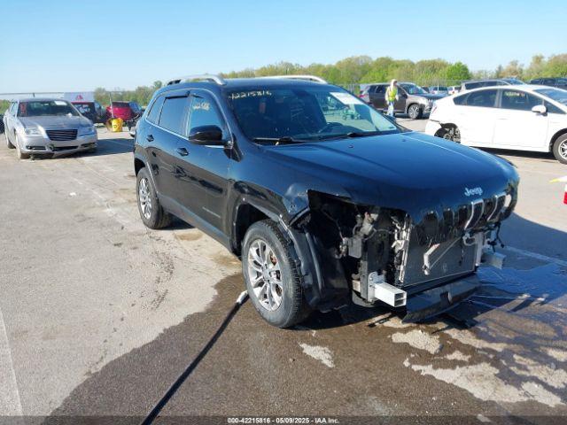  Salvage Jeep Cherokee